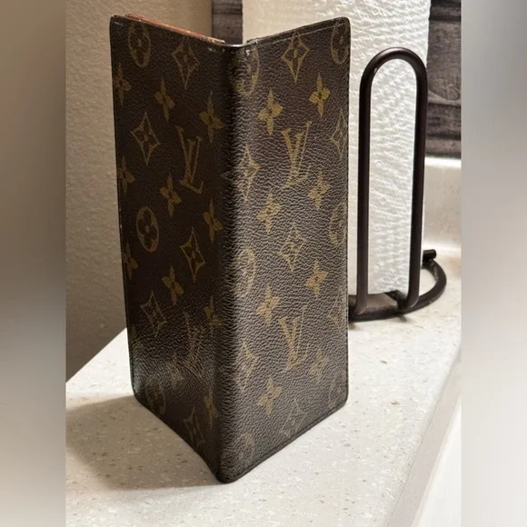 Louis Vuitton Long Flap Checkbook Wallet - Picture 6 of 12